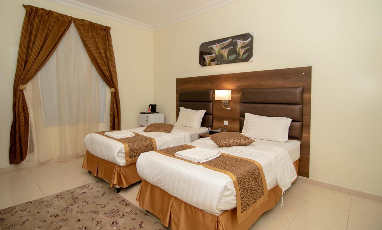 قصر رهوان للوحدات الفندقية - Rahwan Palace Hotel Units Baljurashi Exteriör bild